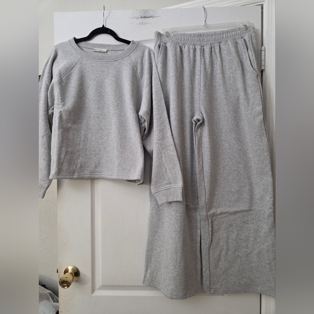 NWT Zenana 2 Piece Long Sleeve Top And Long Bottom Grey Outfit Sz L - Picture 2 of 5